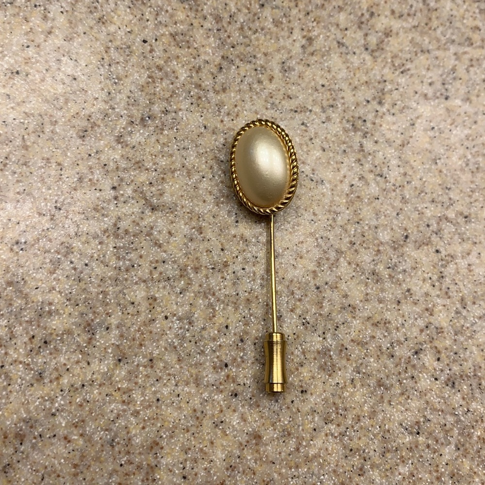 Beautiful Vintage brooch